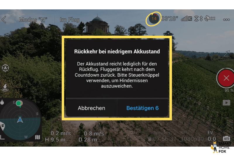 Die DJI Fly App schlägt die automatische Return to Home Funktion aufgrund eines geringen Akkuladestandes für die DJI Mini 3 Pro vor.